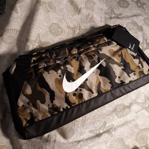 nike brasilia duffel bag camo